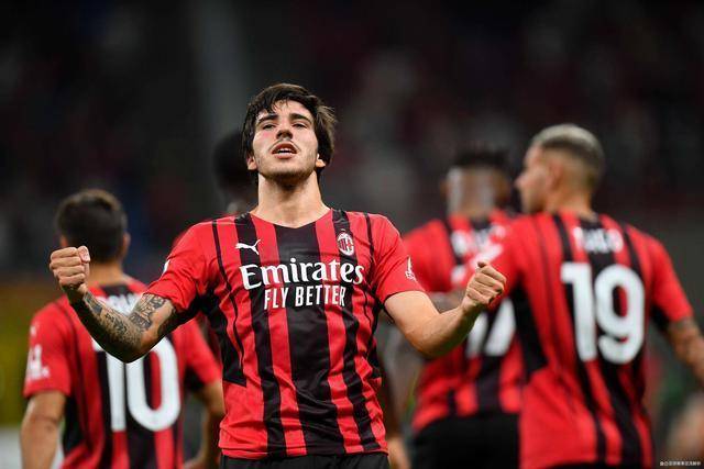 周琦10+10首钢力克辽宁 杨瀚森12分青岛胜四川