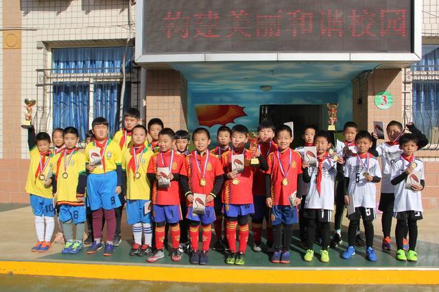 字母利拉德缺阵米神29+12 雄鹿大胜步行者2-3