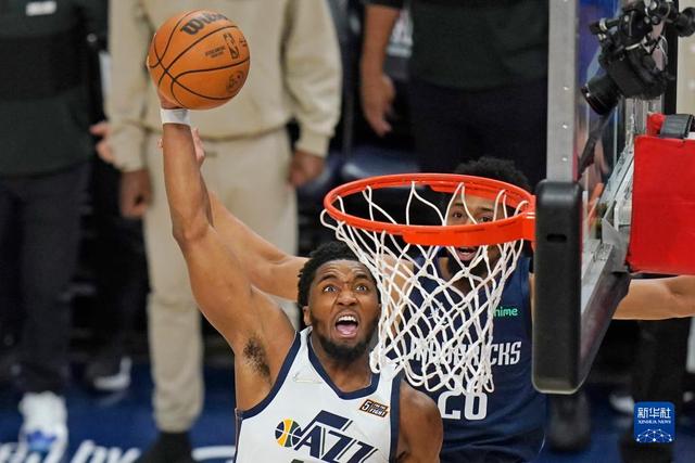 英超11轮战罢 去年同期热刺下滑8位曼联下滑5位