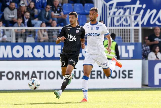 赵继伟伤退张镇麟23分高登24+12 辽宁大胜四川