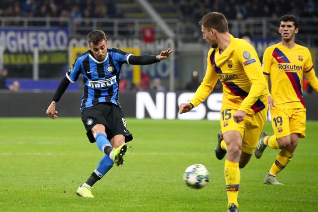 马兹拉维6次抢断9次对抗+2次解围 本赛季保持全勤